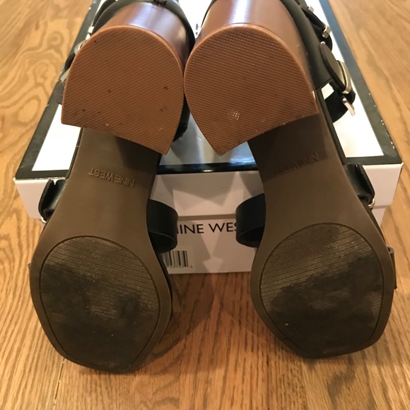 Nine West sandals - Picture 3 of 3